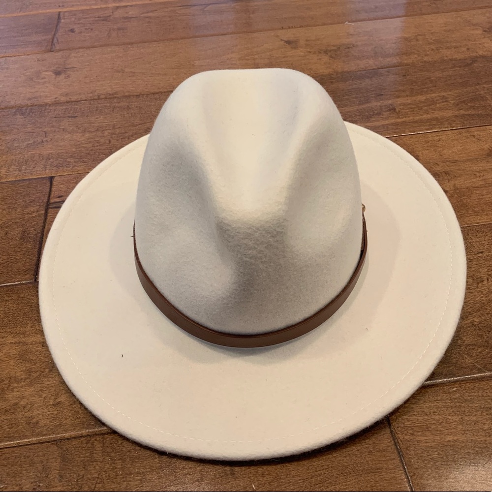 Fedora hat